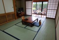 和室（こぶし　102号室）