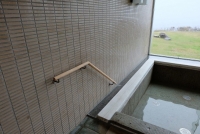 女湯（暁の波）浴槽手すり