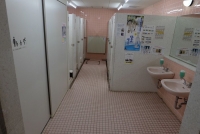 女子トイレ内