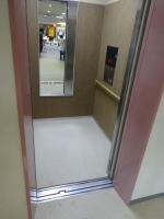 エレベーター