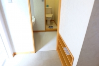 客室５１３（和洋室）洗面入口