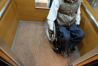 エレベーター（西館）車椅子画像