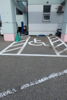 車いす専用駐車場