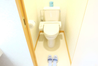客室５１３（和洋室）トイレ
