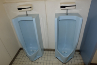 １階一般男子トイレ小便器