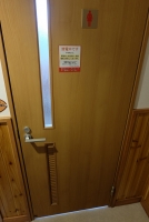 女性用トイレ（ピザ工房）