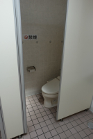 男性用トイレ