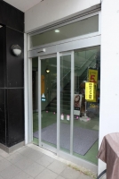 西口