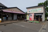 かみおか屋台市場とやさい売場