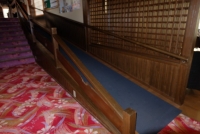 館内スロープ