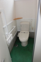 女子トイレ個室