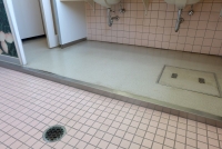 一般トイレ女子内段差