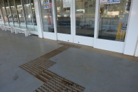 入口（物産館）