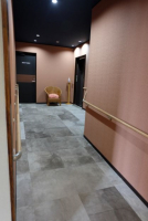 食事会場へのエレベーター