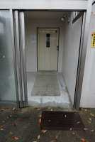 宿泊棟へのエレベーター