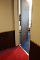 305号室（入口）