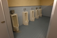 ２階男子トイレ小便器