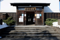 JR駅側入口前階段