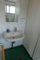 男子トイレ洗面