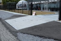 正面入り口前スロープ