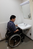 車いす対応トイレ（１階）