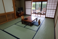 和室（こぶし　102号室）