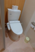 １階女子トイレ洋式個室