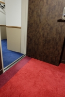 301号室（入口）