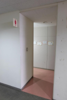 一般共用トイレ（２階駐車場入口 女性）
