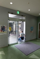 西口