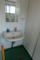 男子トイレ洗面