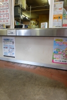 駅構内（チケット購入窓口）