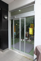 西口