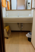 潮見館和室（６１１）洗面所