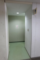 一般共用トイレ（２階駐車場入口）