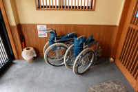 総本店・車イス