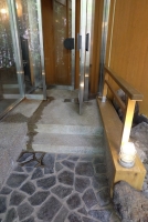 露天風呂までの段差（男湯）