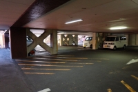 屋内駐車場