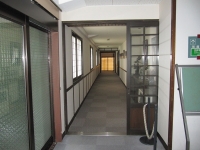別館廊下入口