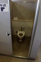 男性用トイレ（1Ｆ・24ｈ）